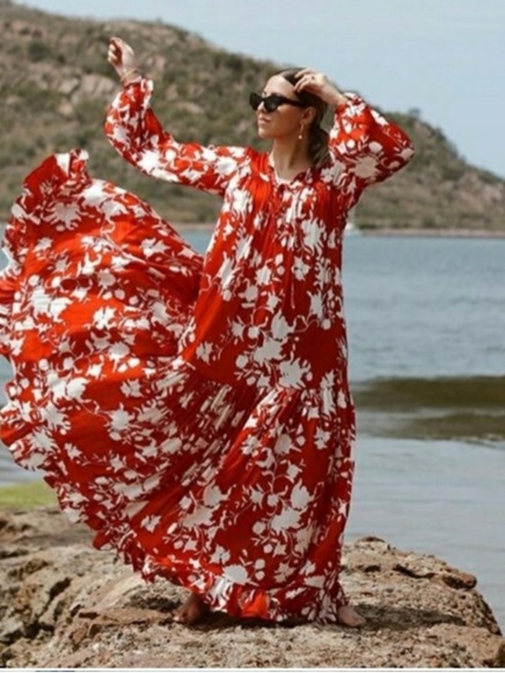 NWT Johanna Ortiz x H&M Red and White Floral Satin Tiered Maxi Dress S - Picture 3 of 12